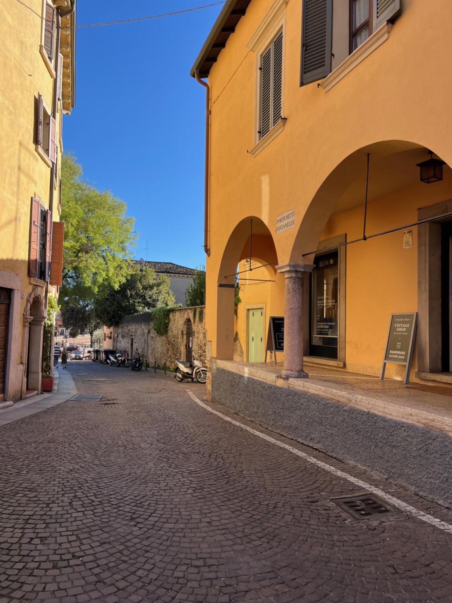 Fontanelle Apartment With View Verona Esterno foto